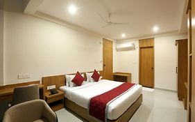 The Hoften Sterling Plaza Near Kempegowda International Airport